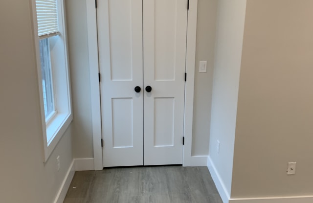 139 Harrishof St - 139 Harrishof Street, Boston, MA 02121