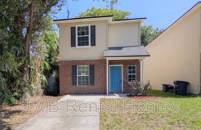 2211 Faws St photos photos