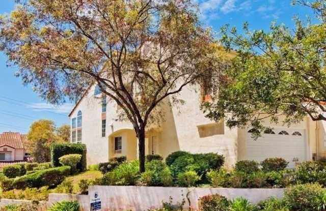 Large Carlsbad Townhouse, 2 Primary Bedrooms, Lagoon View From Patio, small pets allowed.. photos photos