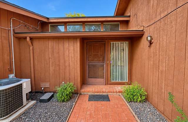 Unfurnished, 1-Year Long-Term Rental Gallery 4