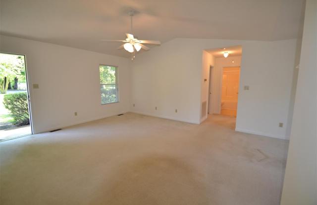 866 Ridge Drive Gallery 4