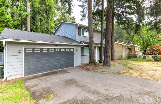 Four Bedroom House Near Camelot Park photos photos