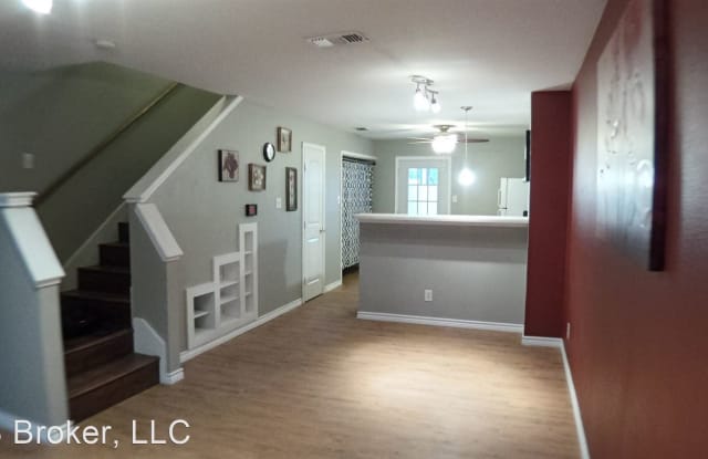 8 Bratton Drive - 8 Bratton Drive, San Antonio, TX 78245