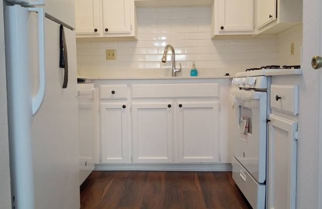 12900 Hymeadow Dr #A, Austin, Texas 78729 photos photos
