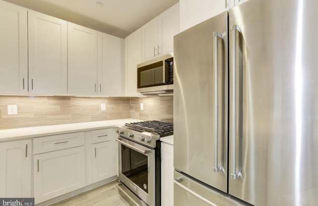 4008 EDMUNDS NW Gallery 1