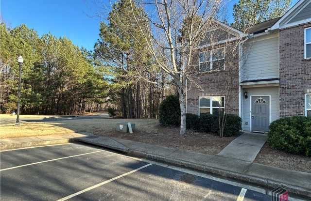1011 Binghampton Circle Gallery 3