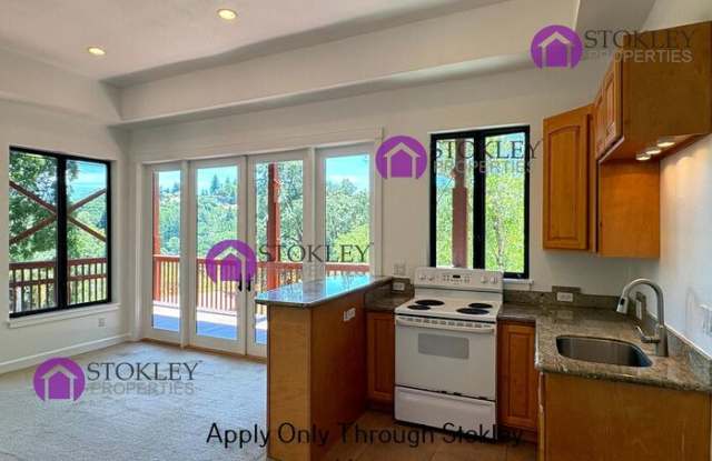 712 Moraga Road Gallery 2