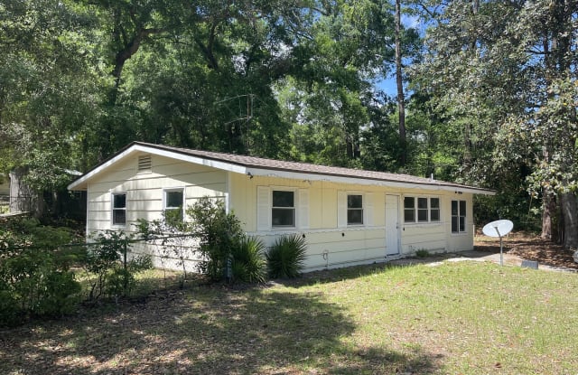 3612 Shoreline Drive - 3612 Shoreline Drive, Tallahassee, FL 32305