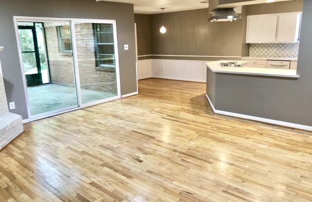 8919 Echo Valley Drive Gallery 4