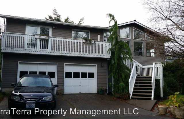 5118 Sound Ave - 5118 Sound Avenue, Everett, WA 98203