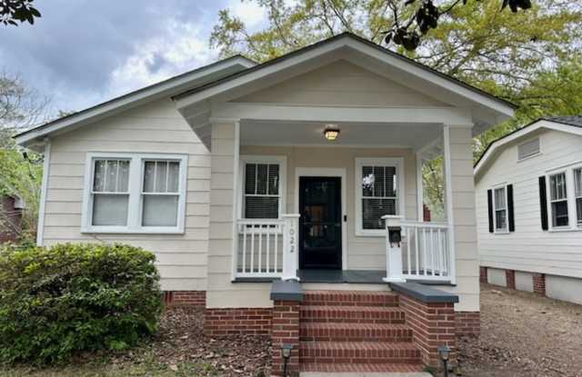 Cozy Two Bedroom Home In Park Circle Gallery 1