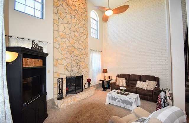 2235 Seville Court Gallery 4