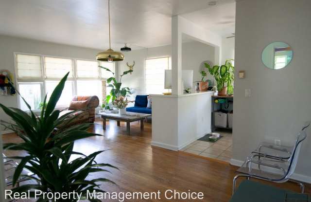 3218 Roberts Ave - 3218 Roberts Avenue, Culver City, CA 90232