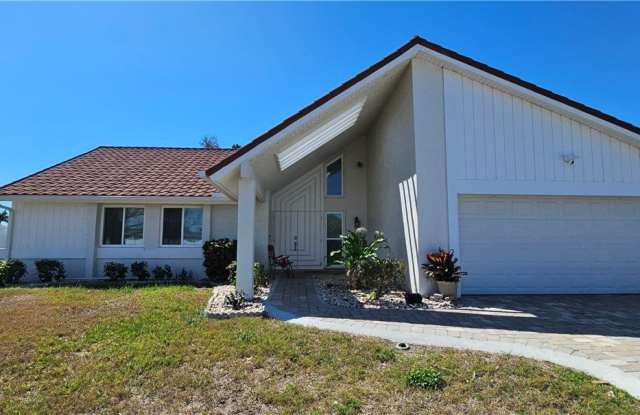 420 SE 15th Terrace photos photos