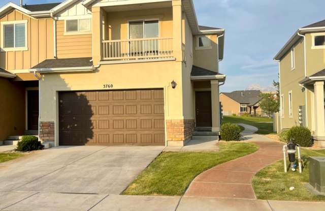 Beautiful townhome near Thanksgiving Point for rent photos photos