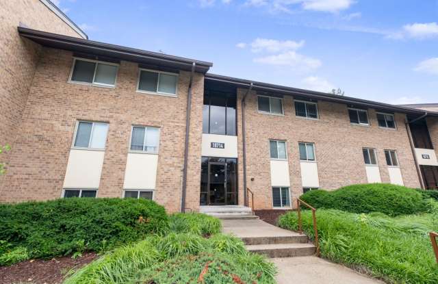 Charming 2 BR/2 BA Condo in Montgomery Village! photos photos