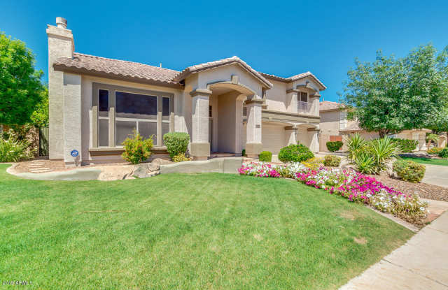 1370 E SAN CARLOS Way Gallery 2
