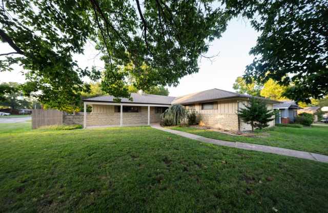 Mid-Century 3 Bedroom in Pine Valley Estates photos photos