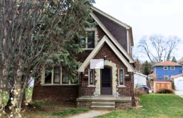 3725 South Clement Avenue photos photos