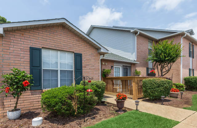 Whispering Oaks photos photos