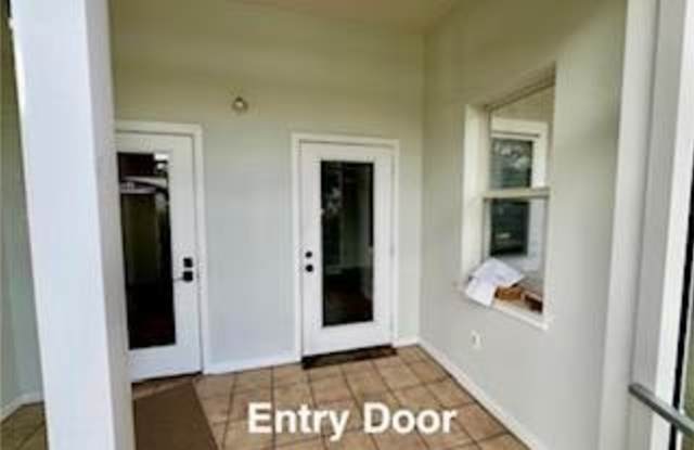 503 FLORAL VALE Boulevard Gallery 2