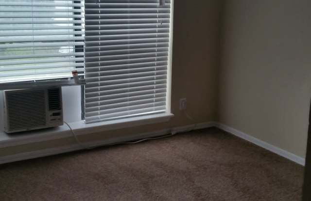2 bed 2 bath with washer/dryer connections photos photos
