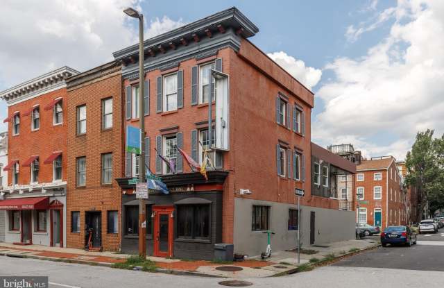 2218 BOSTON Street Gallery 2