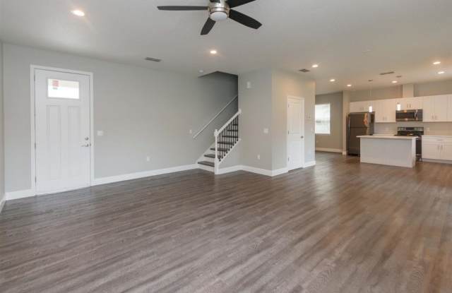 Newer Construction in Downtown/Milk District Orlando Gallery 4