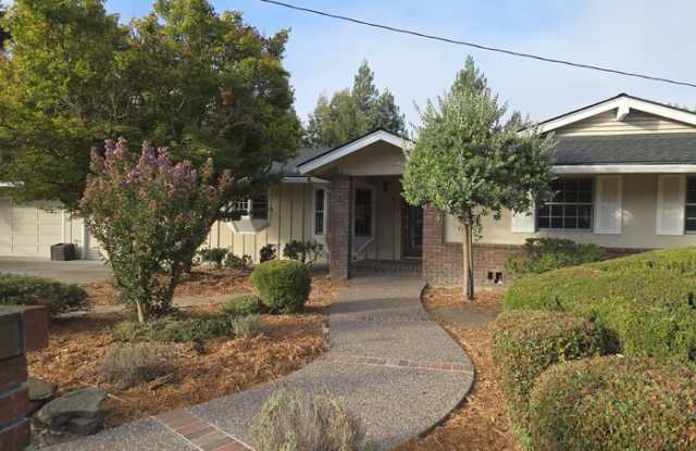 2994 Roundhill Road photos photos