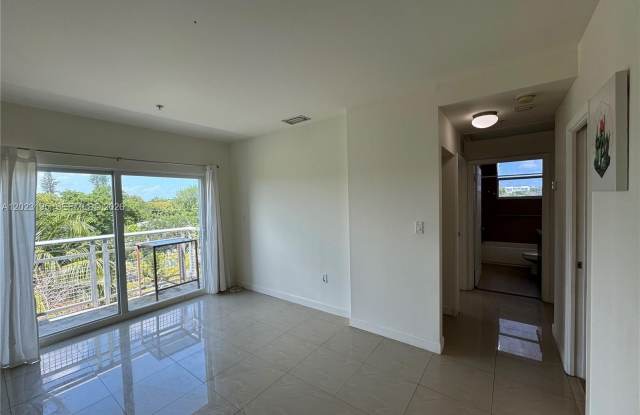 529 NE 62nd St photos photos 529 NE 62nd St photos photos