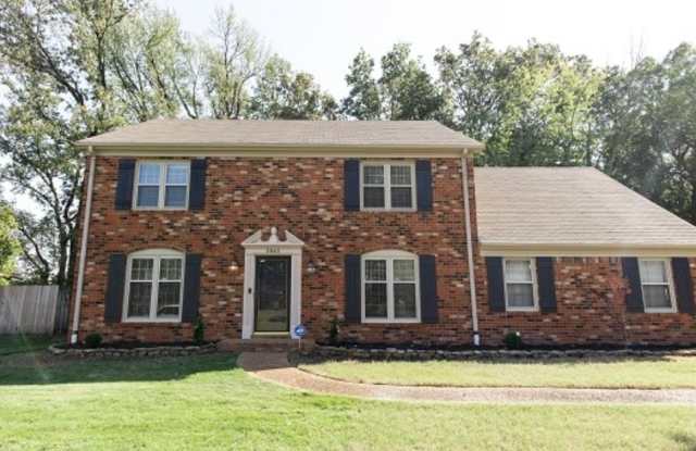 3062 CIRCLE GATE Dr photos photos