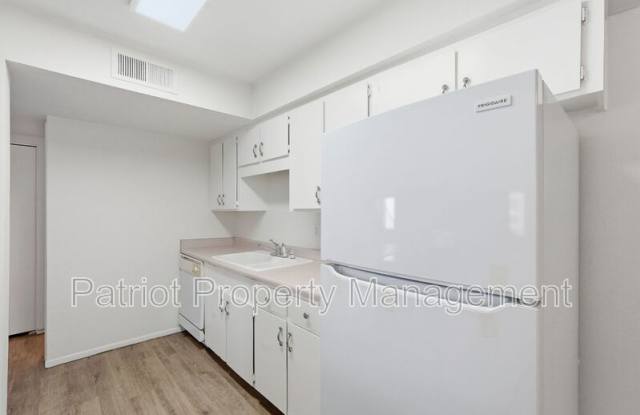 1500 W Rio Salado Pkwy photos photos