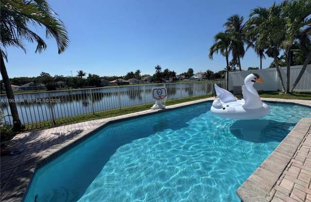 4943 SW 33rd Way photos photos