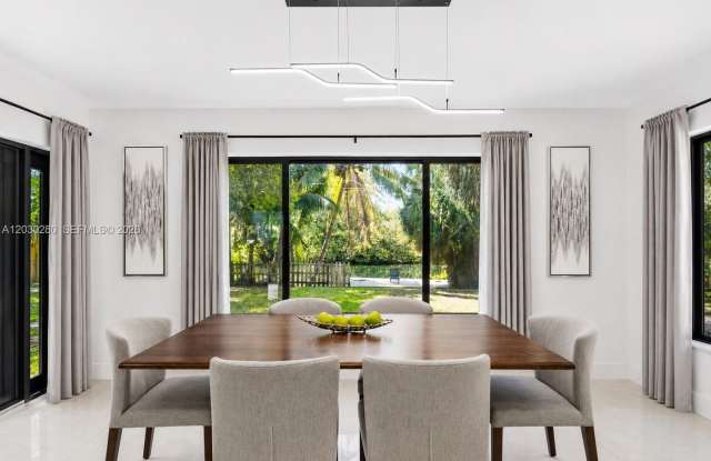 400 NW 30th Court, Wilton Manors, FL 33311 - 1706 Gallery 4