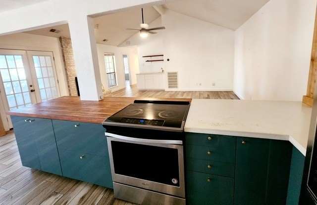 4315 Heatherwood photos photos