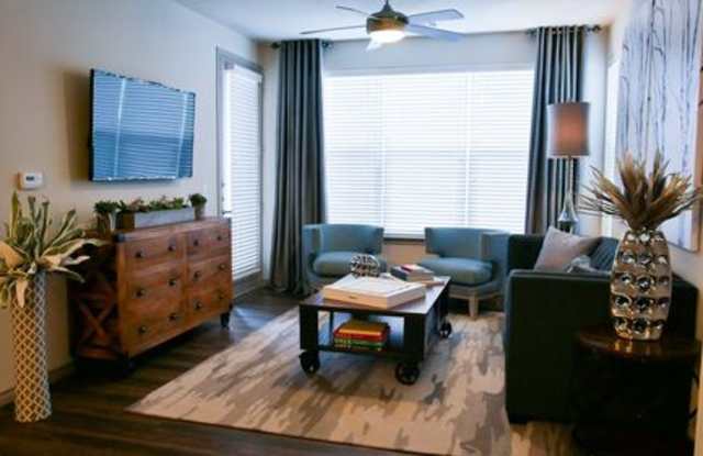 201 East Eldorado Parkway Gallery 4