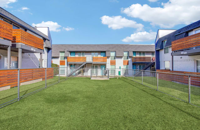 Fleetwood Apartment Homes Gallery 3