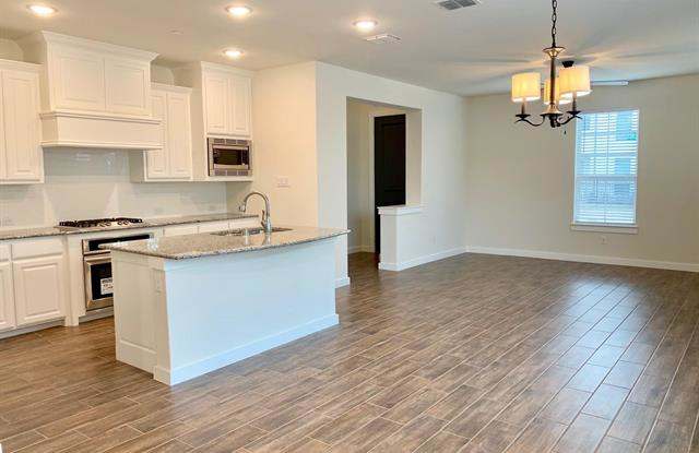598 Cobblestone Lane Gallery 2