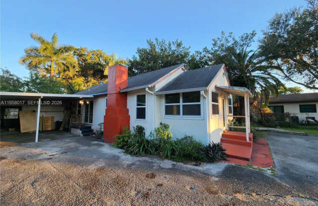 4616 SW 33rd Ave photos photos