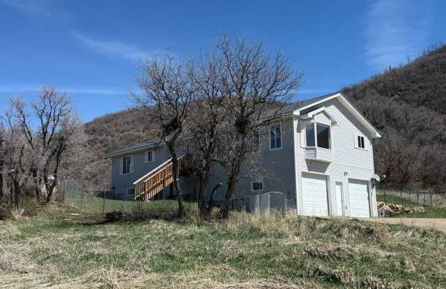 Scenic 55-Acre Property with Spacious 3BR Home & Outbuildings photos photos