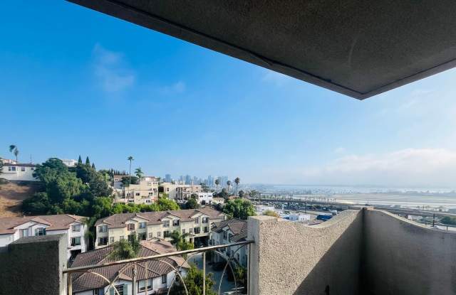 HUGE 2BD/2BA CONDO IN MISSION HILLS - AMAZING VIEWS OF DOWNTOWN SD! $2,995/mo photos photos HUGE 2BD/2BA CONDO IN MISSION HILLS - AMAZING VIEWS OF DOWNTOWN SD! $2,995/mo photos photos