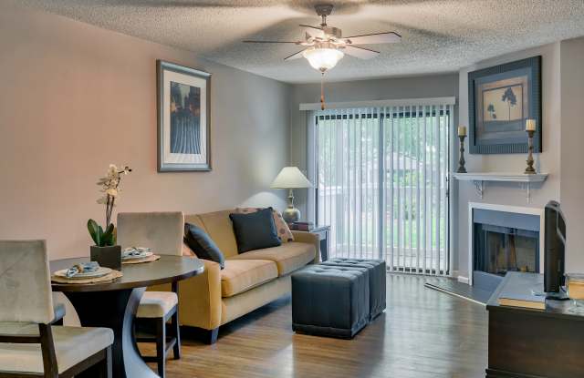 Woodberry Apartments photos photos