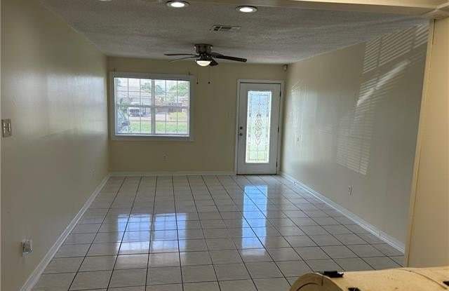725 OAKWOOD Drive Gallery 3