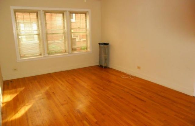 4846 West Wrightwood Ave. Gallery 3