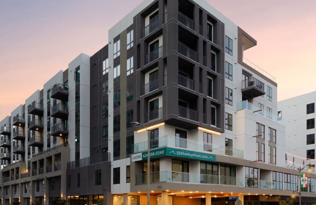 550 Harborfront photos photos