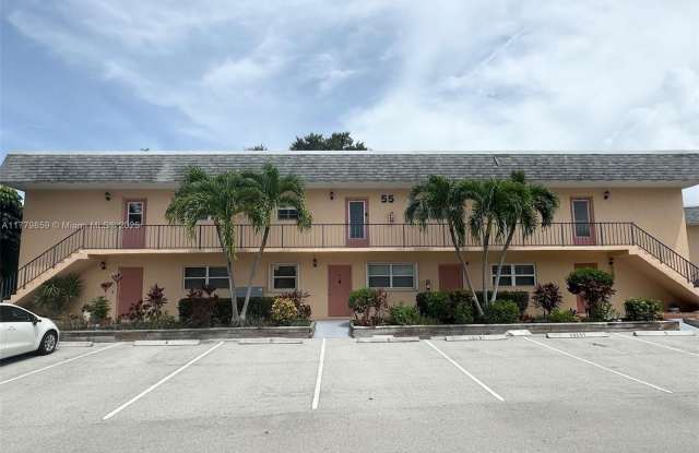 2950 SE Ocean Blvd photos photos