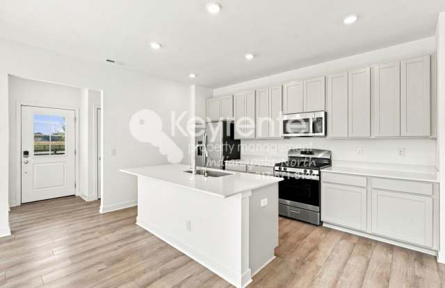Beautifully Maintained Home in Desirable Westfield Gallery 1