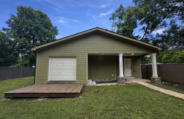 SPACIOUS COTTAGE FOR LEASE - Pre-Leasing August 11 2026! photos photos
