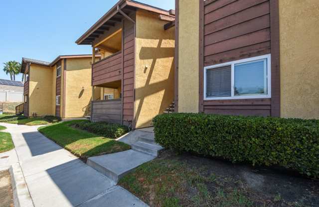Newly Renovated 2 Bedroom Condo in Oceanside Gallery 1
