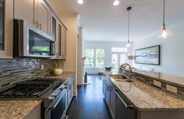 1242 Virginia Court Gallery 3
